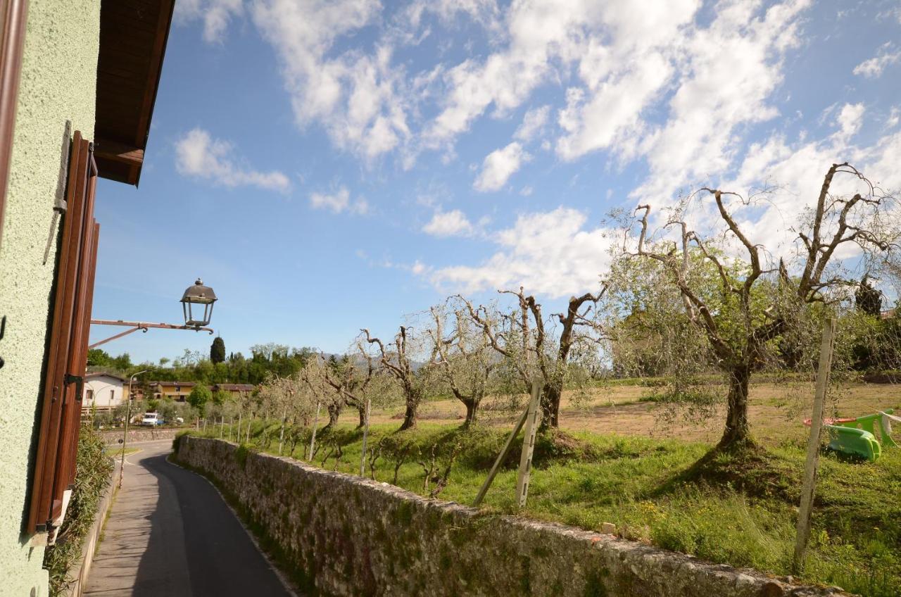 Corte Vezzola Trilocale Tommaso Puegnago del Garda Exterior photo